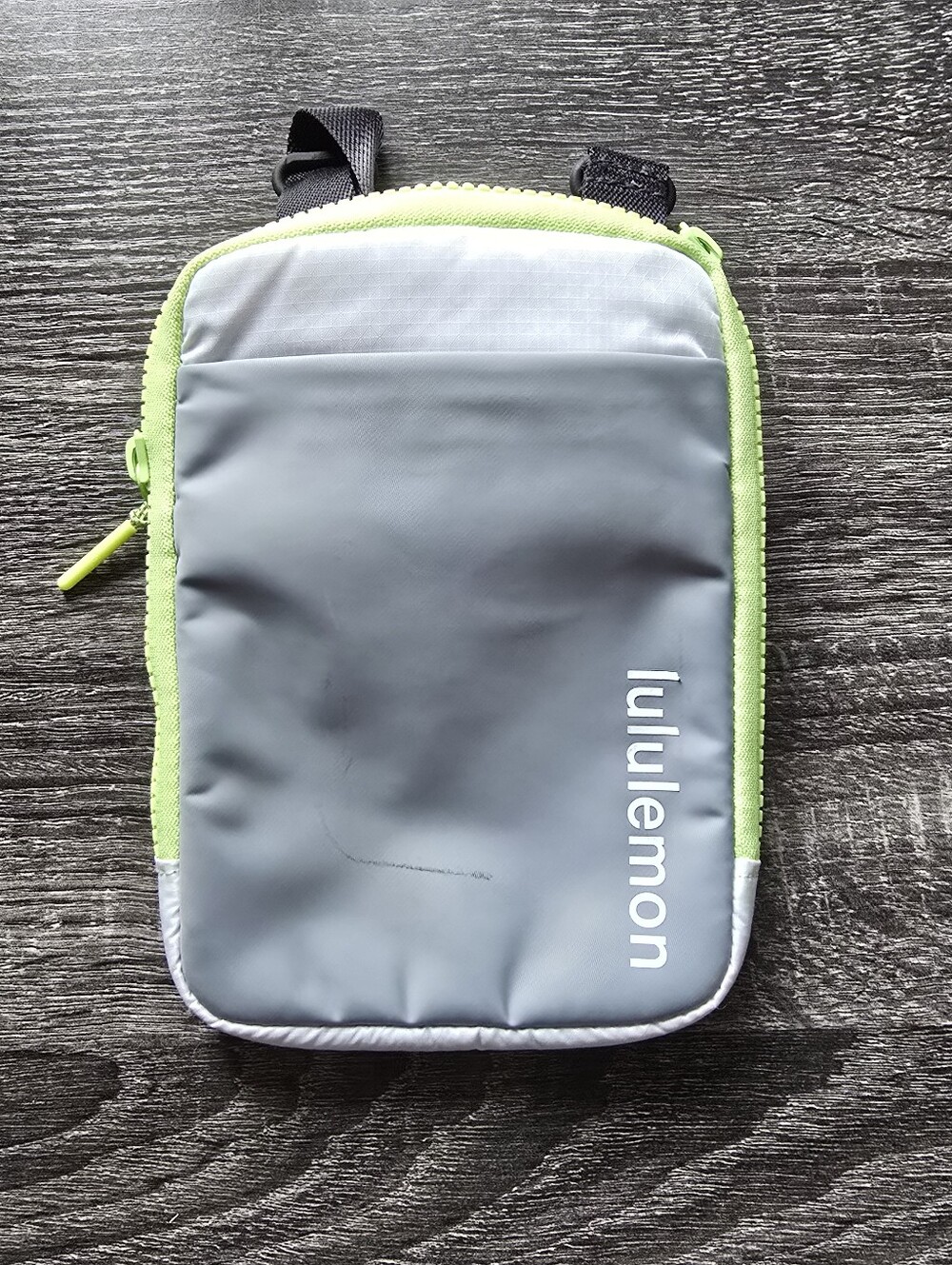 Lululemon Easy Access Crossbody Bag Adjustable Strap 1.5L
